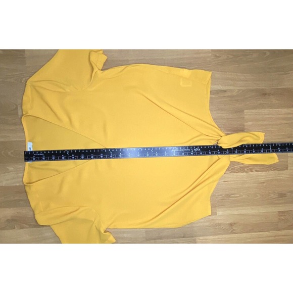 Madewell Shirt Women's Size XXS Novel Tie-Front V-neck Top Color Yellow Mustard - Picture 6 of 8